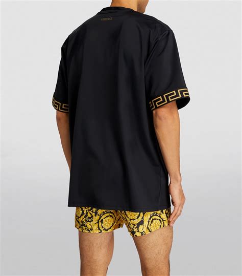 versace greca t shirt